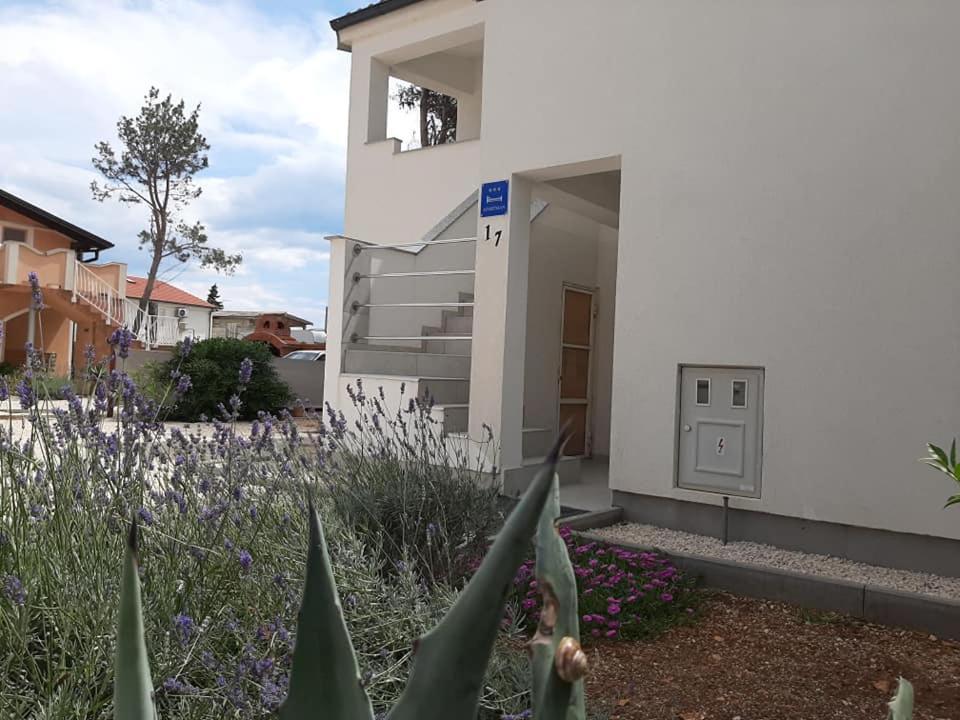 Apartman Bunaric 维尔 外观 照片