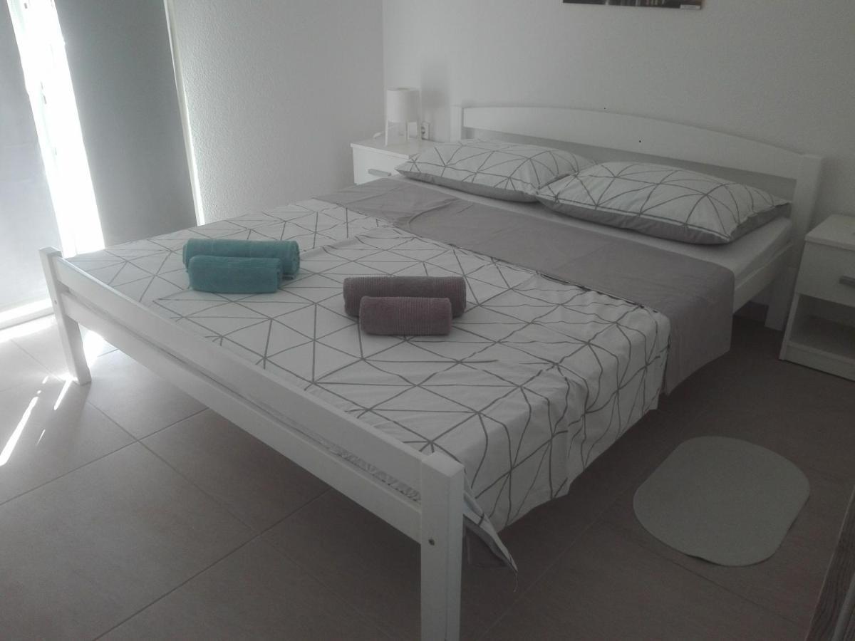 Apartman Bunaric 维尔 外观 照片