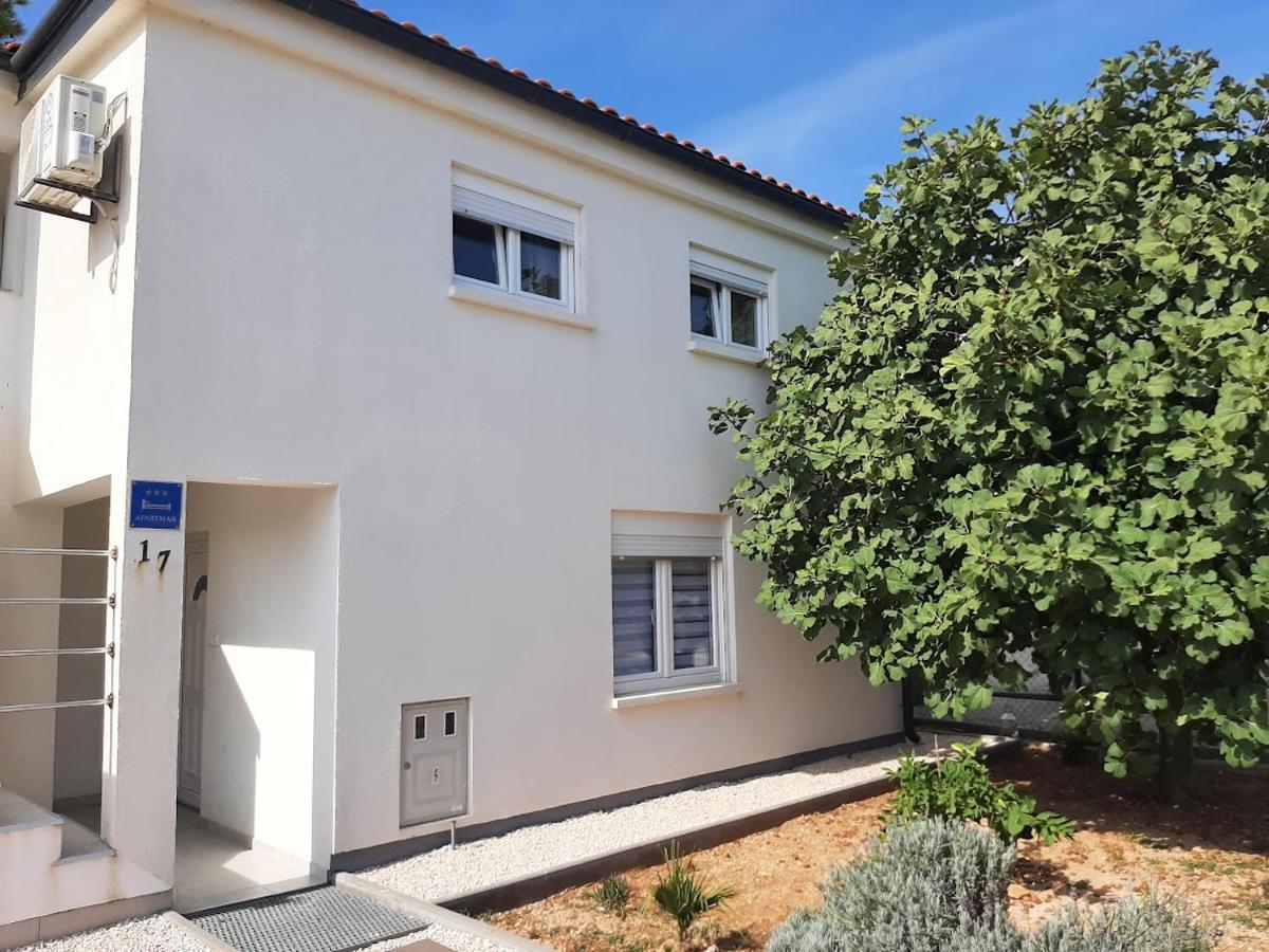 Apartman Bunaric 维尔 外观 照片