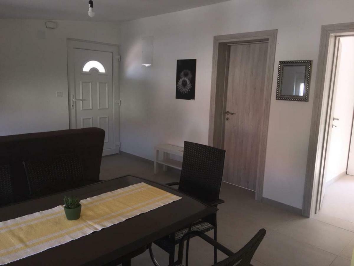 Apartman Bunaric 维尔 外观 照片
